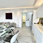 Currila Relax Lifestyle Апартаменты *